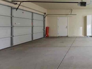 GARAGES/BASEMENTS